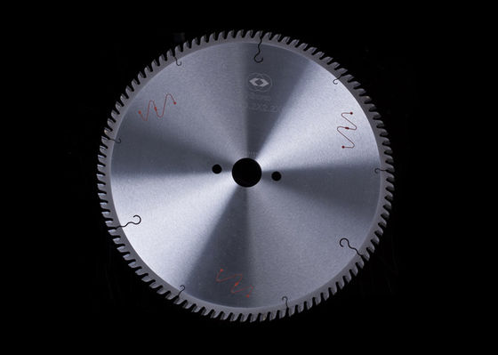 Het douanesks Japan Staal en Ceratizit tippen Scherpende Metaalcomité TCT Zaagbladen 300mm