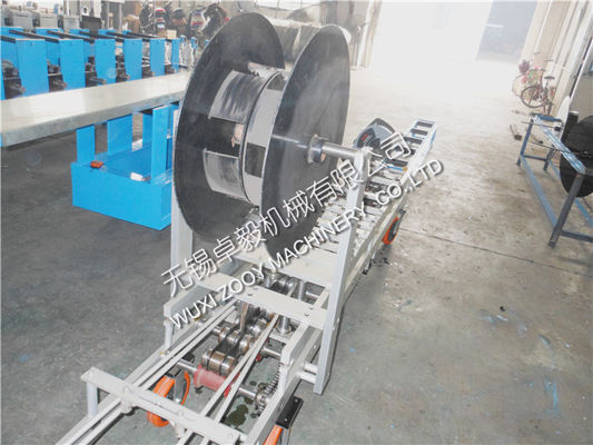 Beweegbare Vierkante downspout machine, 3KW het broodje die van het bladmetaal machines vormen