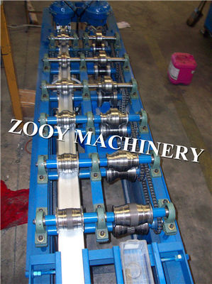 Het Metaaldrywall van het aluminiumblad de Nagel en het Spoor rollen het Vormen van Machine met Hydraulisch Knipsel